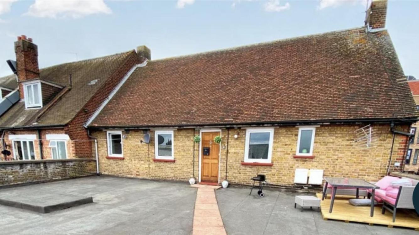 4 Bedroom Property Close To The Harry Potter Studio And Watford Junction Екстериор снимка